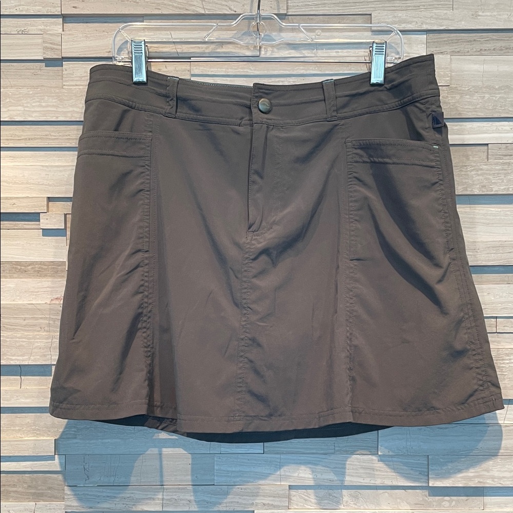 L.L.Bean Women’s RunAbout Gray Skirt, Size 12, Great Condition